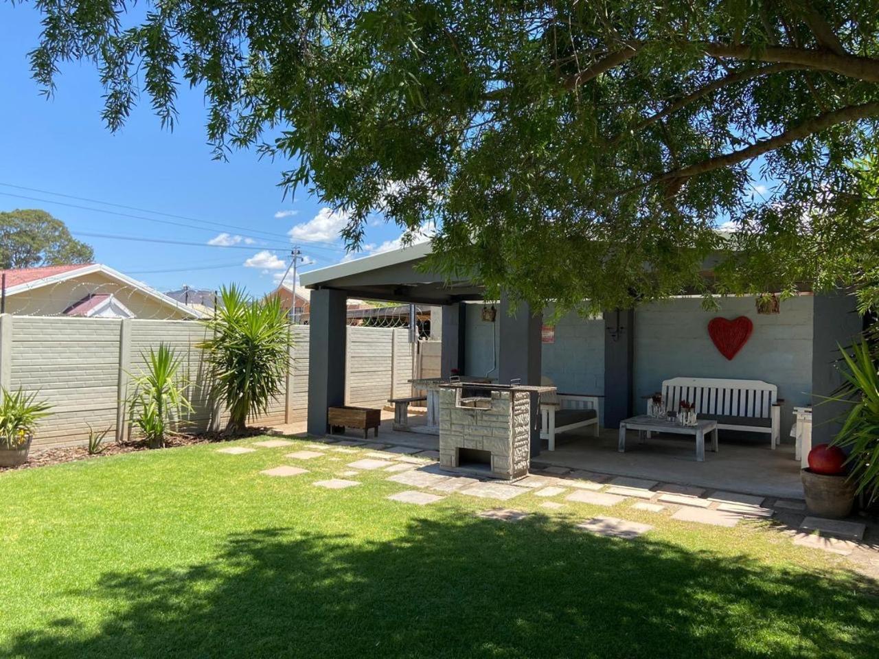 Karoo Heart Apartment โบฟอร์ตเวสต์ ภายนอก รูปภาพ