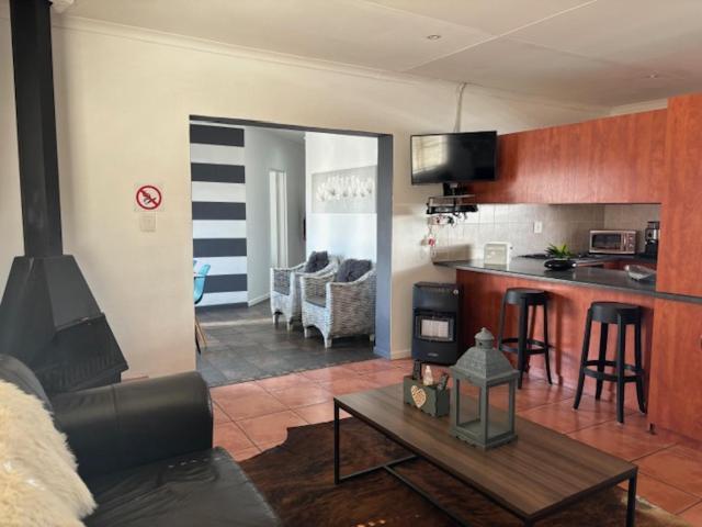 Karoo Heart Apartment โบฟอร์ตเวสต์ ภายนอก รูปภาพ