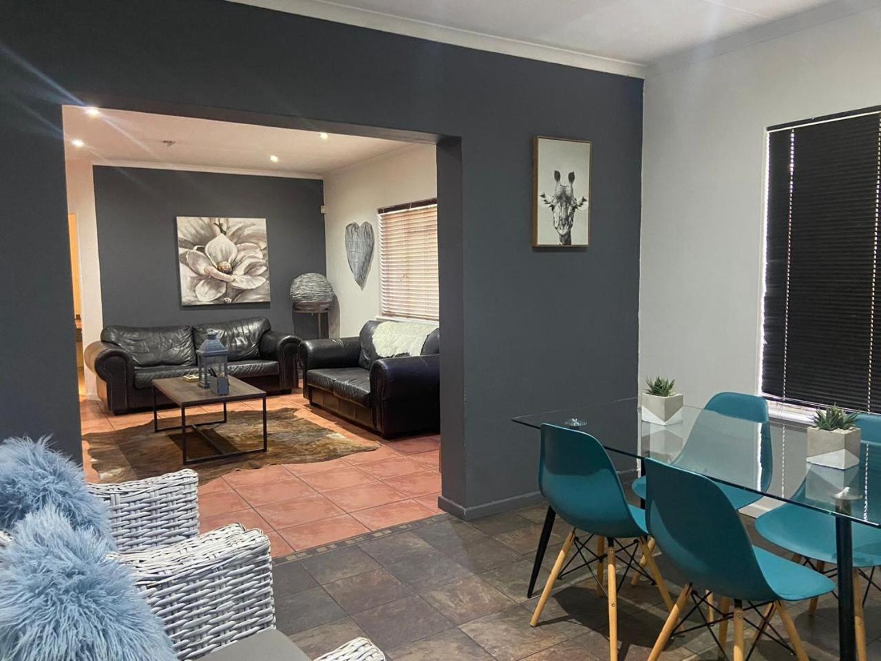 Karoo Heart Apartment โบฟอร์ตเวสต์ ภายนอก รูปภาพ