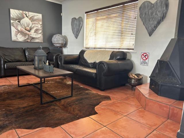 Karoo Heart Apartment โบฟอร์ตเวสต์ ภายนอก รูปภาพ
