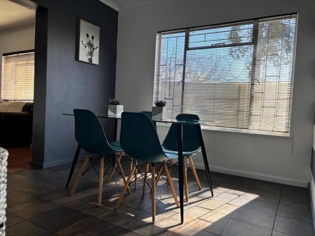 Karoo Heart Apartment โบฟอร์ตเวสต์ ภายนอก รูปภาพ